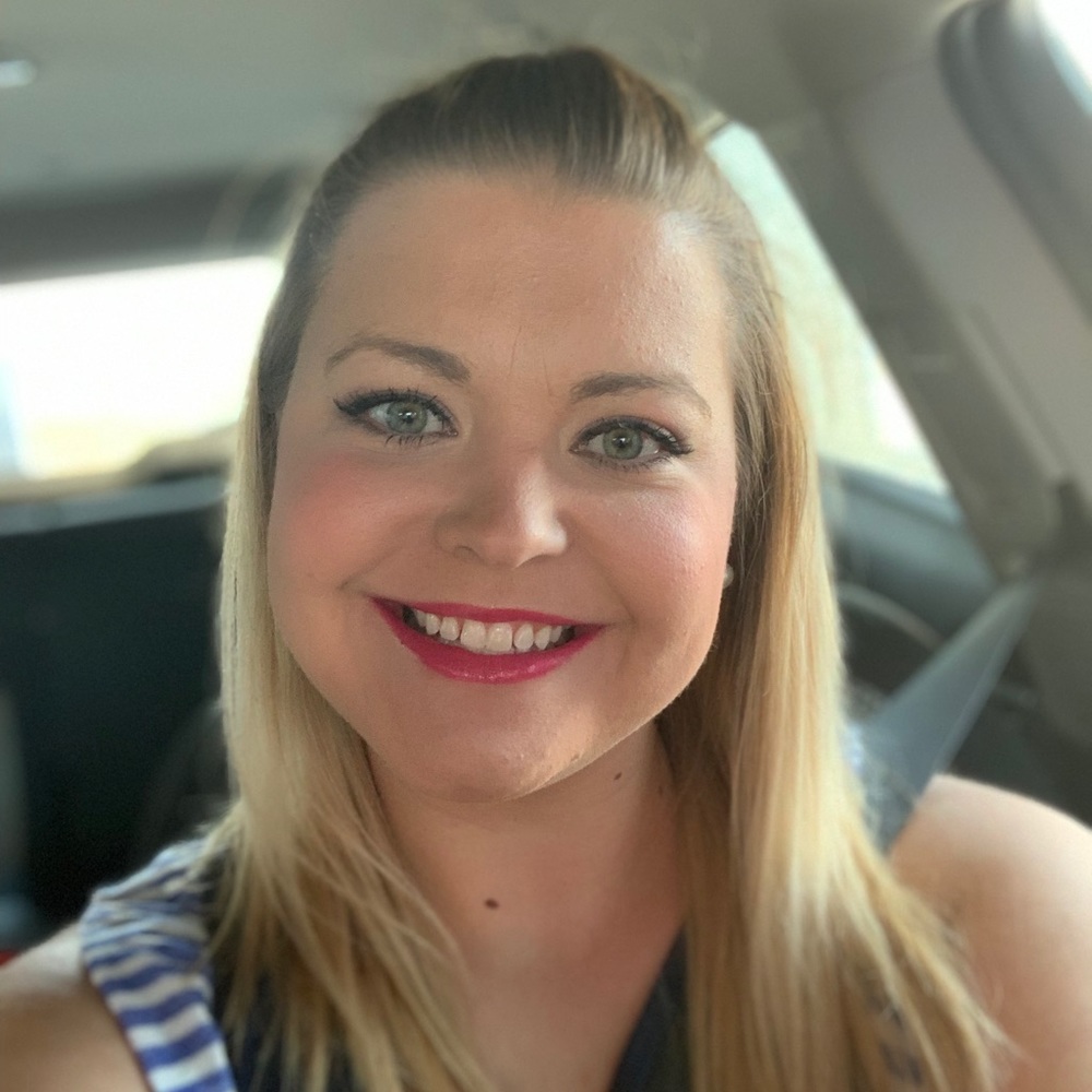 Meet your Posher, Aisha